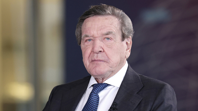 Экс-канцлер Германии Шредер назвал Крым частью истории России