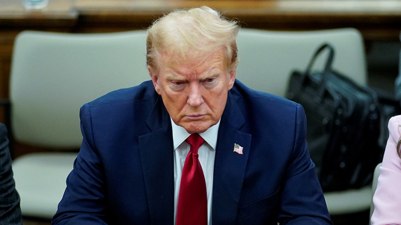 Трамп обвинил адвоката в плохом совете из-за проигранного дела о домогательстве